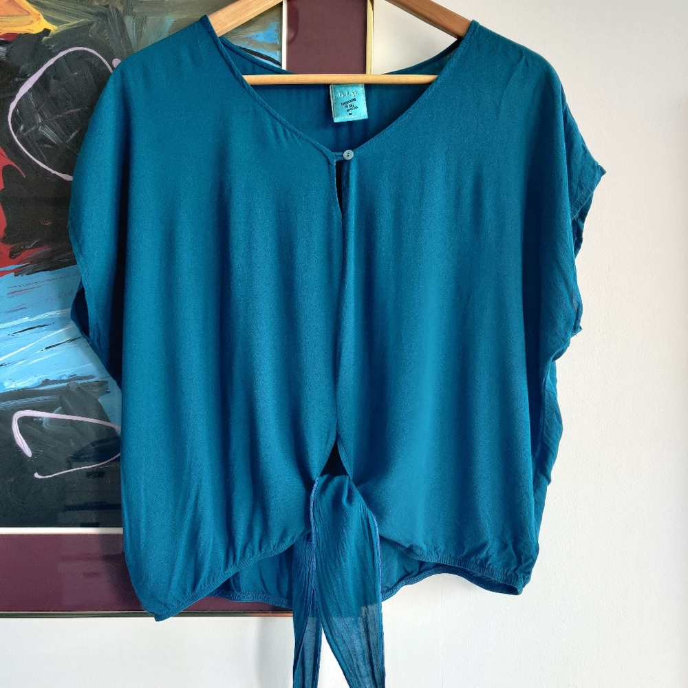 happening in the present deep turquoise blouse